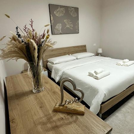 Edens House Con Parcheggio Privato Gratuito Apartment ราปาลโล ภายนอก รูปภาพ